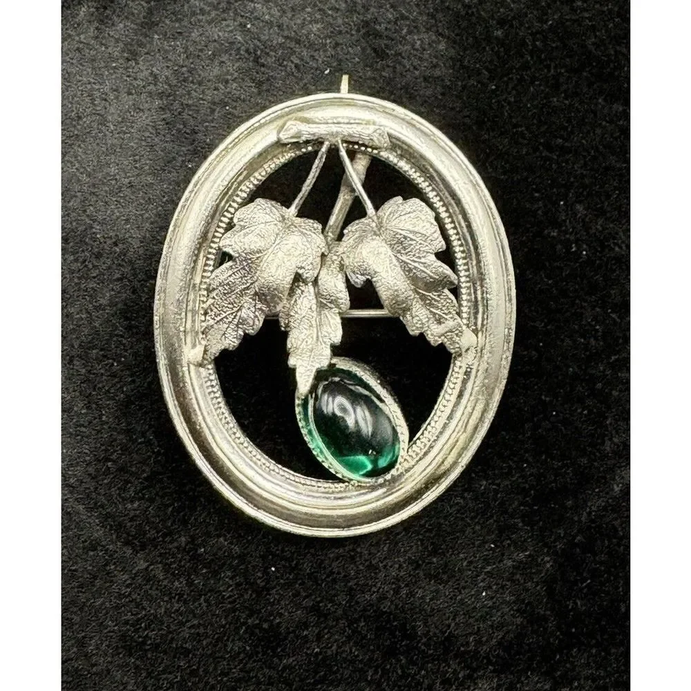 Vintage Silver Tone Oval Leaf Brooch Green Glass Cabochon Pendant Jewelry